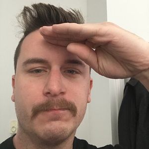 Meet your Posher, Chris